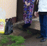 Волонтеры центра по борьбе с коронавирусом оказали помощь малоимущим семьям, проживающим в Карабулаке - Единая Россия