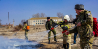 МЧС России: почти 400 тысяч добровольцев помогают ликвидировать последствия ЧС и тушить пожары - ГУ МЧС