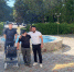 В Ингушетии матери участника СВО подарили инвалидную коляску - Сердало