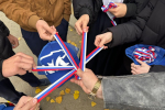 В Карабулаке прошла акция по раздаче российского триколора ко Дню народного единства