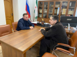 В Государственной архивной службе Ингушетии состоялась встреча её руководителя Руслана Хаутиева с Гапуром Шамсудиновичем Боковым — ингушским поэтом, прозаиком, переводчиком и журналистом, членом Союза писателей России